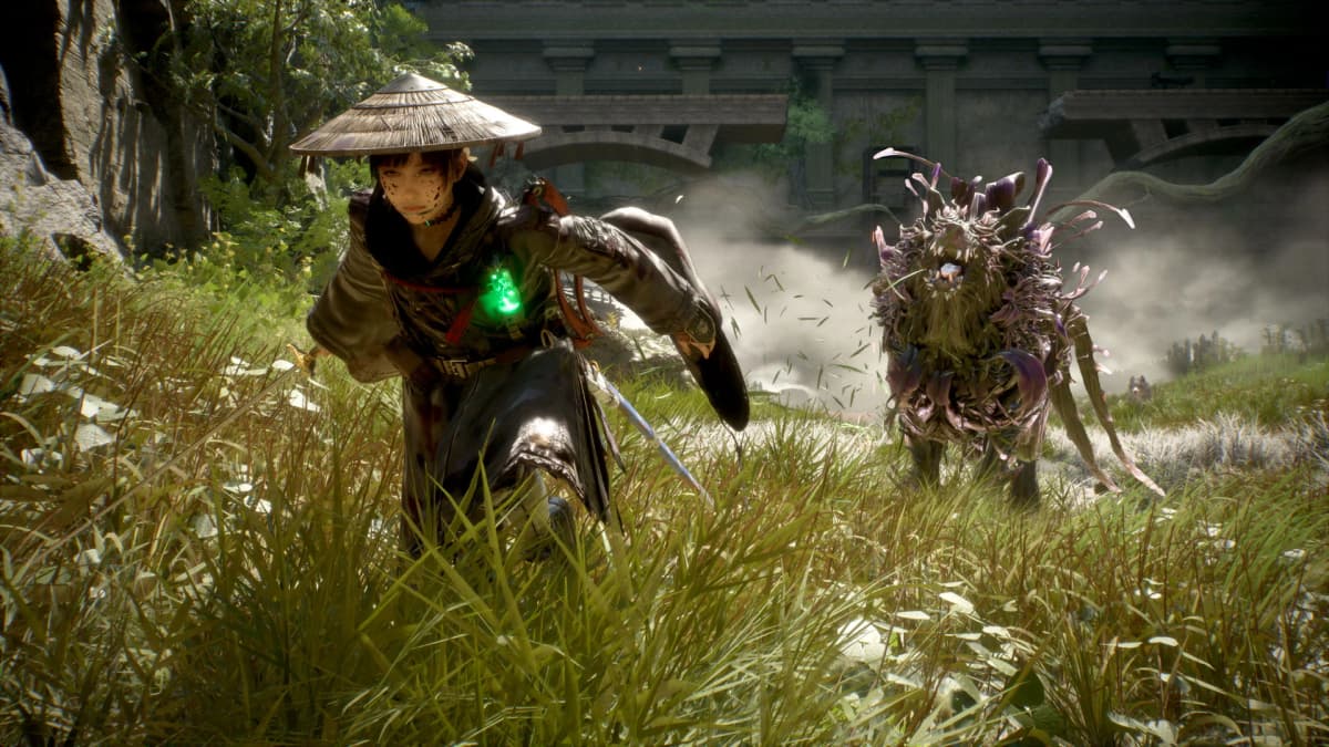 Beast of Reincarnation character runs through tall grass as a monstrous creature chases behind near ancient ruins.